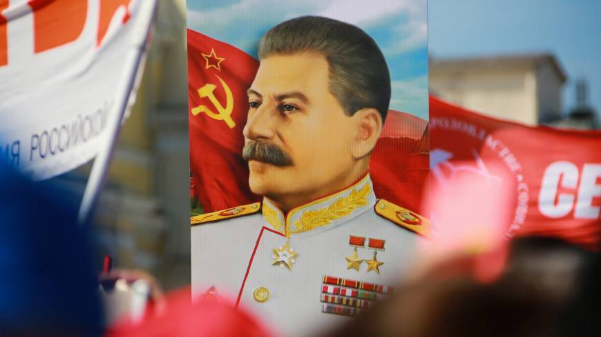 В хабаровском селе открыли памятник Сталину