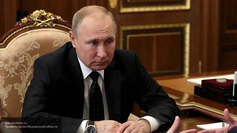 Путин призвал строить новые школы, чтобы решить проблему вторых и третьих смен