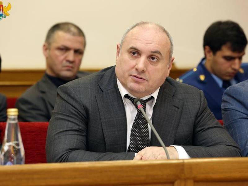 Экс-мэр Махачкалы Мусаев вышел из тюрьмы по УДО