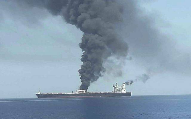 На иранском танкере произошел взрыв в Красном море - Cursorinfo: главные новости Израиля