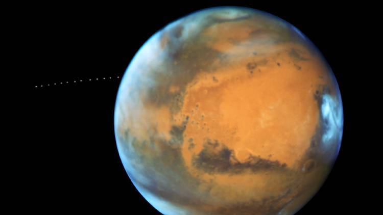 Уфолог обнаружил на фото поверхности Марса древнюю пирамиду