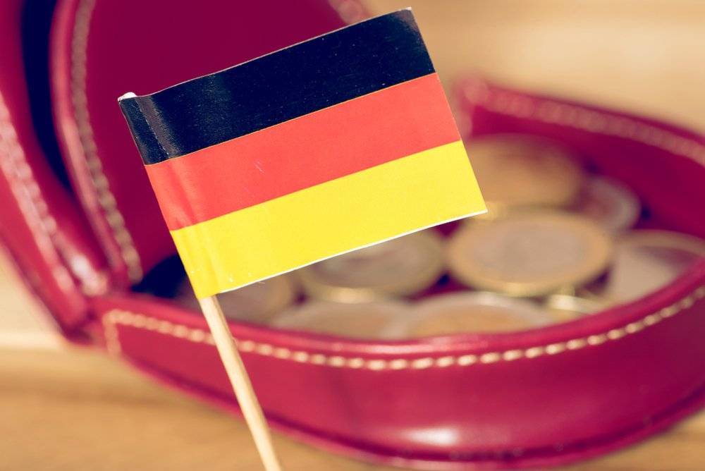 Обманул немецкую бюрократию: учитель на пенсии 9 лет получал зарплату