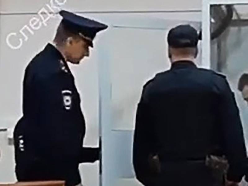 Видео с обвиняемым в убийстве саратовской школьницы в суде появилось в Сети