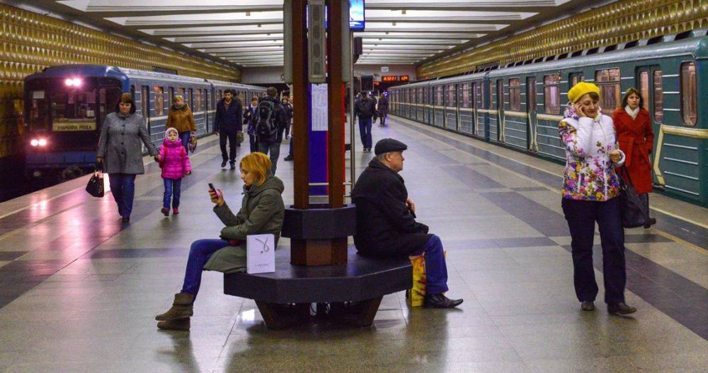 Движение поездов на салатовой ветке метро восстановлено