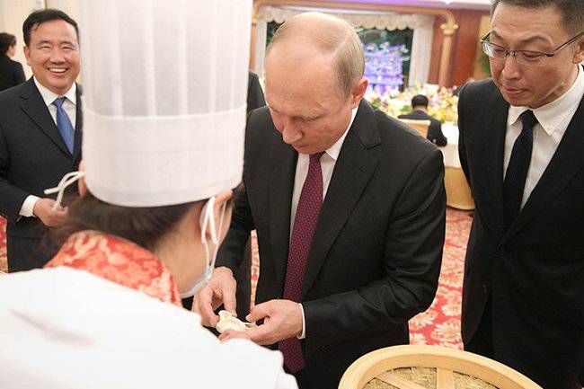Россия стала китайской бензоколонкой и довольна этим - Шевцова