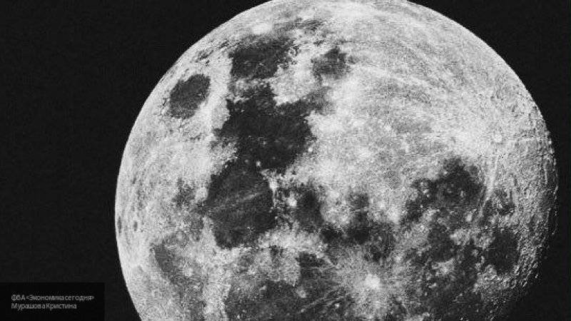 Ученые установили возраст самых древних ледников на Луне