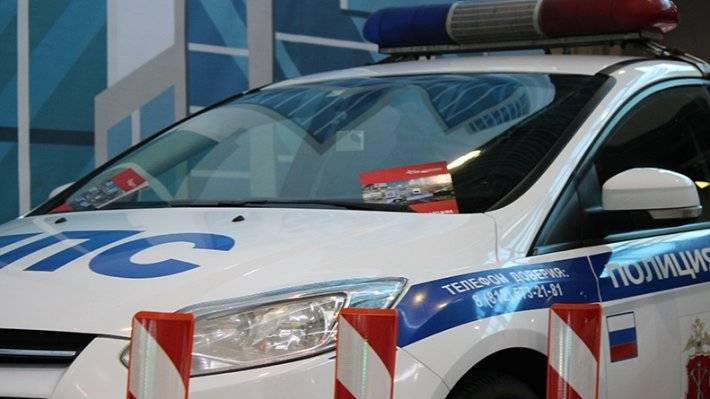 КамАЗ в Пензенской области сбил на трассе четырех человек, оформлявших ДТП