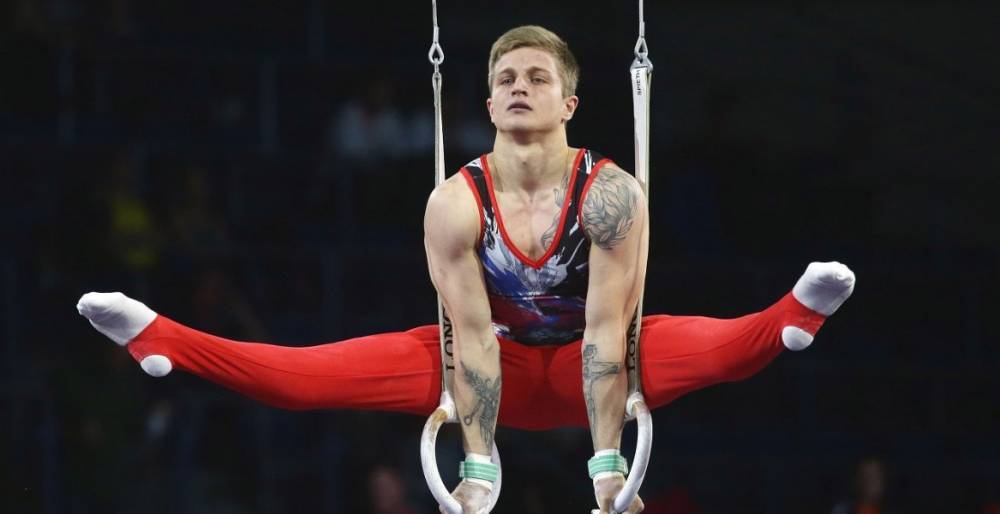 Российские гимнасты завоевали золото в командном турнире на ЧМ