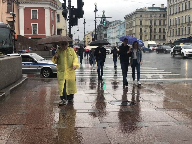 Петербург в выходные накроют дожди