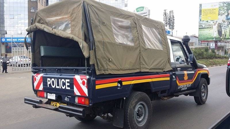 Минимум десять полицейских погибли в результате взрыва в Кении