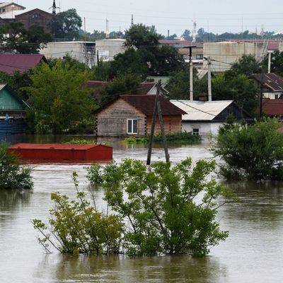 Паводок ушел из подтопленных в Хабаровском крае домов из-за разлива реки Амур
