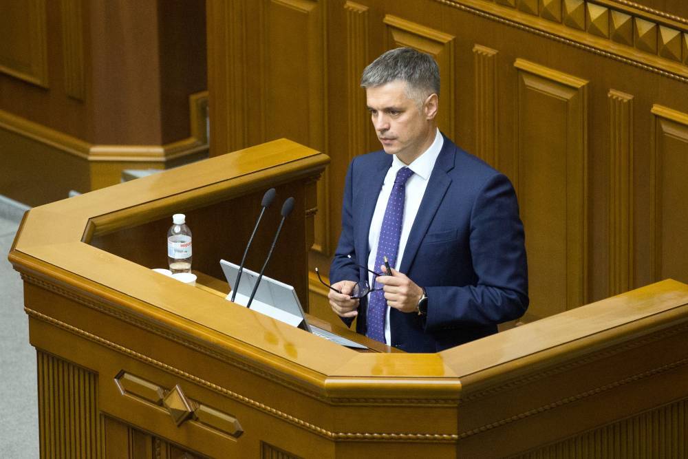 Глава МИД Украины не считает необходимым общение с Лавровым