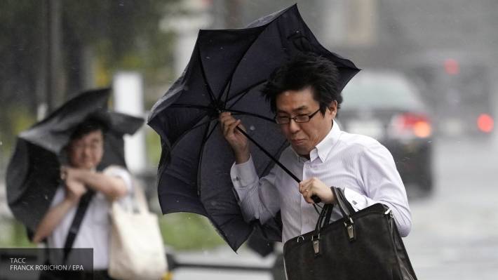 В Японии объявили наивысший уровень опасности из-за сильных ливней