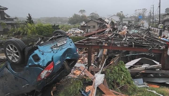 Появились кадры последствий разрушительного тайфуна "Хагибис" в Японии