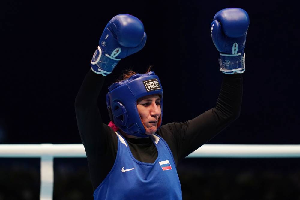 Россиянка Магомедалиева стала двукратной чемпионкой мира по боксу
