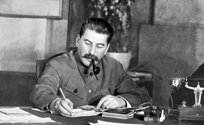 ABC (Испания): забытое письмо «испанского Ленина» к Сталину, в котором он подвергает сомнению необходимость демократии