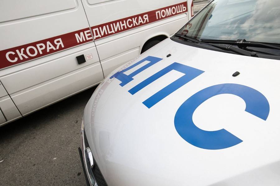Один человек погиб и пятеро пострадали в ДТП в Подмосковье