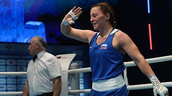 Далгатова завоевала бронзу чемпионата мира по боксу