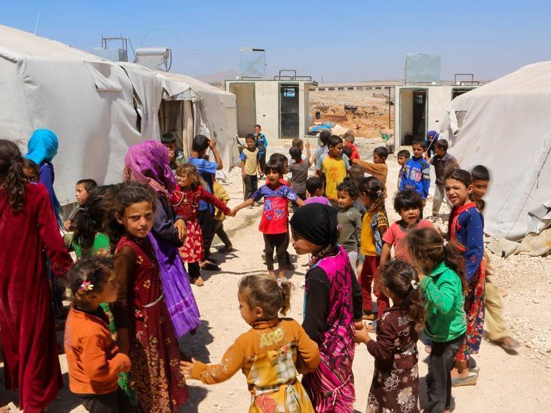 Сотни членов семей ИГ сбежали из лагеря в САР благодаря Турции