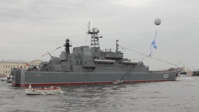 Американский эсминец вошел в Черное море