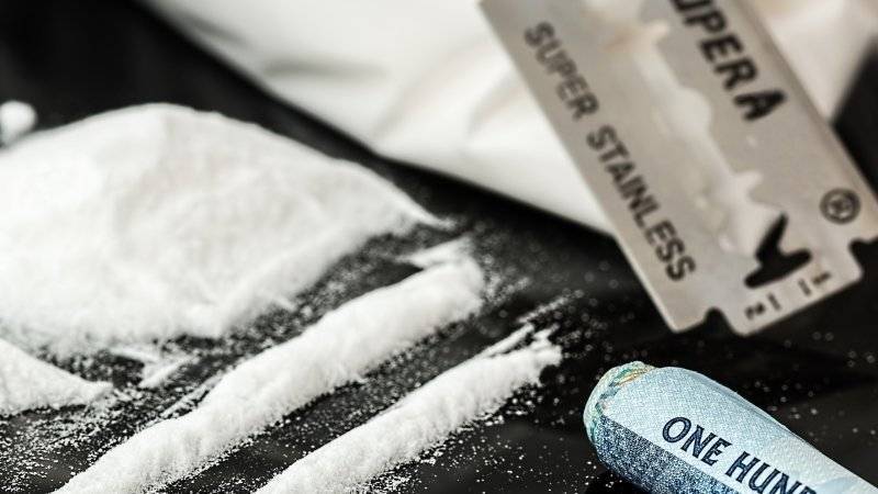 Полиция нашла в теле калининградца 77 свертков с наркотиками