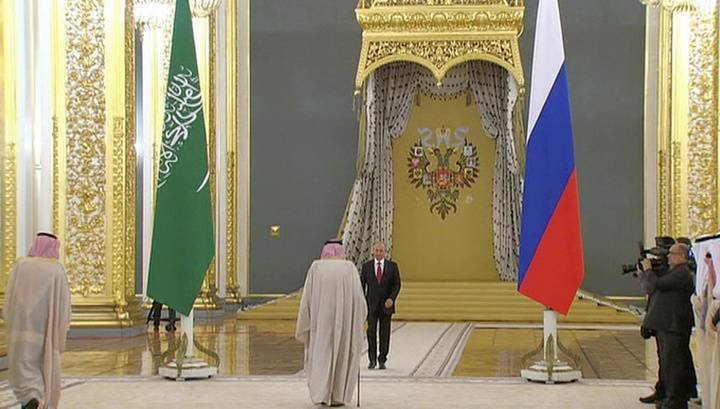Визит Путина в Саудовскую Аравию: в центре внимания - экономика и ситуация на Ближнем Востоке