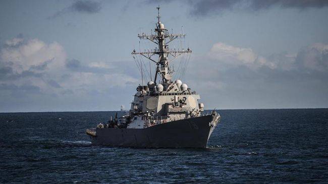 «Плановая операция» — в США объяснили заход своего эсминца в Черное море