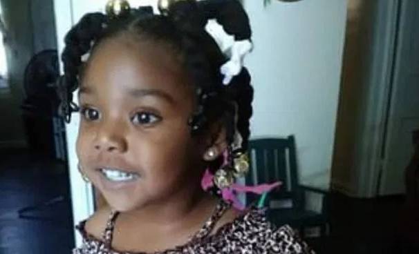 Полиция США: 3-летнюю девочку похитили, заманив конфетами