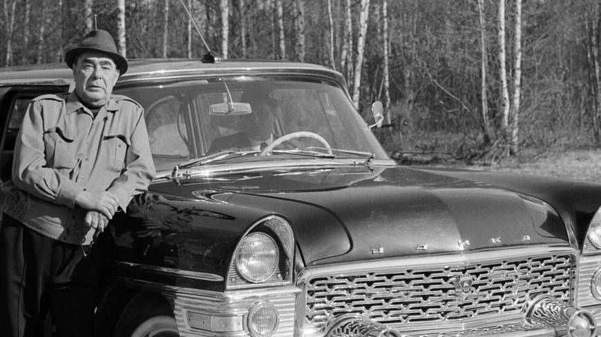 Фильм «Машина для генсека»: на каких автомобилях любил ездить Брежнев