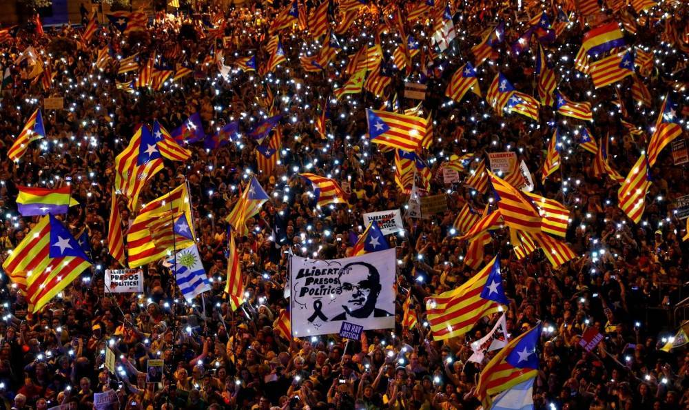 Верховный суд Испании назначил девяти каталонским лидерам от 9 до 13 лет по делу о референдуме за независимость