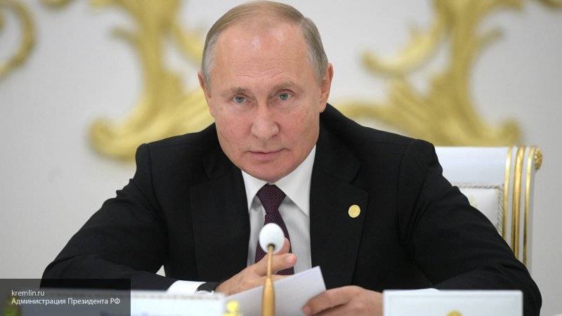 Путин заявил, что Россия не дружит "против кого-то"