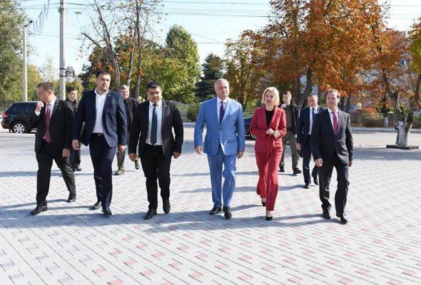 Президент Молдавии проверяет, как дела в Гагаузии