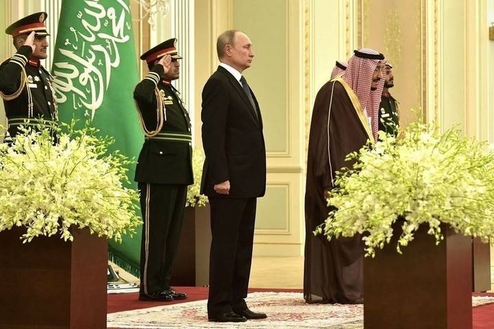 Саудовский оркестр приветствовал Путина странным набором звуков