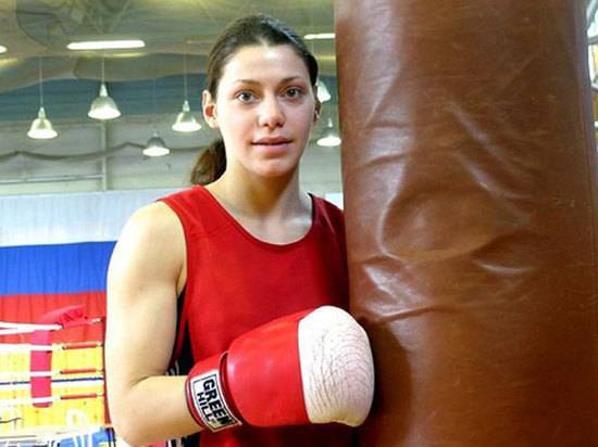 Российскую чемпионку мира по боксу избил сосед