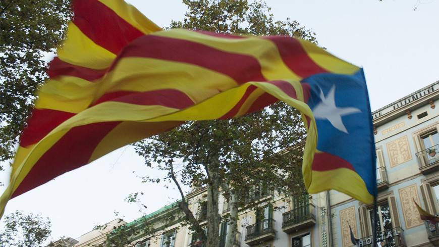 Организаторов референдума о независимости Каталонии отправили в тюрьму