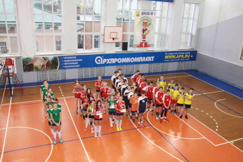 Юные волейболисты Архангельска стали золотыми призерами в региональном Первенстве