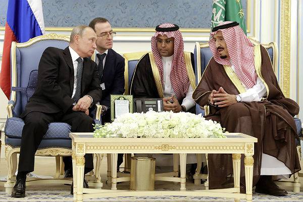 Путин приехал во дворец саудовского короля