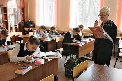 Российские учителя оказались мало знакомы с нацпроектом «Образование»