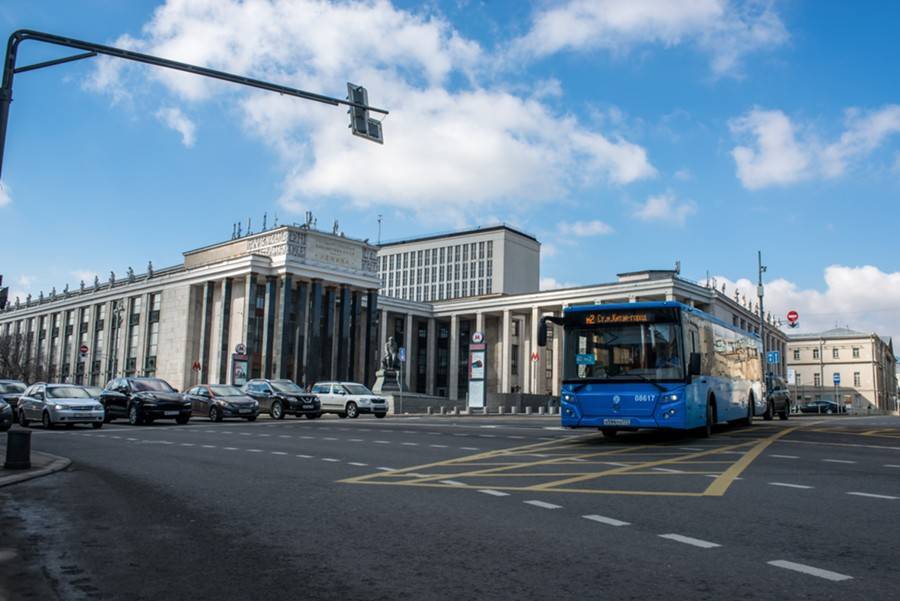 Экспресс-автобусы № 909 перевезли в столице более 1,8 млн человек
