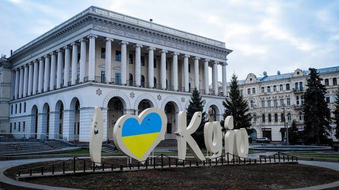 Украинские националисты вышли на марш в центре Киева