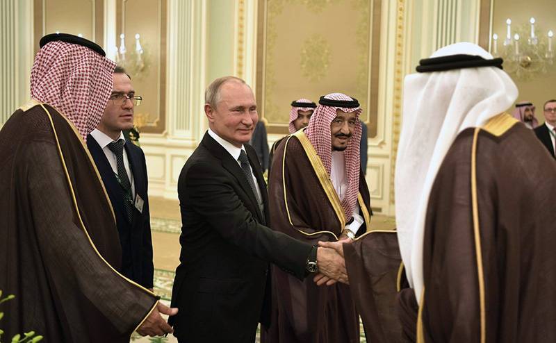 Чем запомнится визит Владимира Путина в Саудовскую Аравию