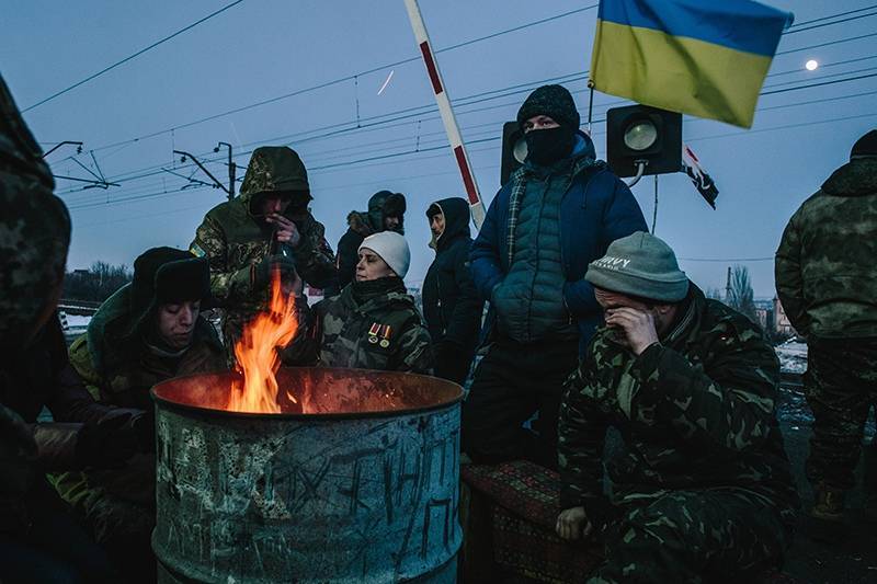 Болезненный компромисс: Киев нашел альтернативу "формуле Штайнмайера"