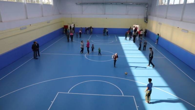 Десять процентов российских школ не имеют залов для занятий физкультурой