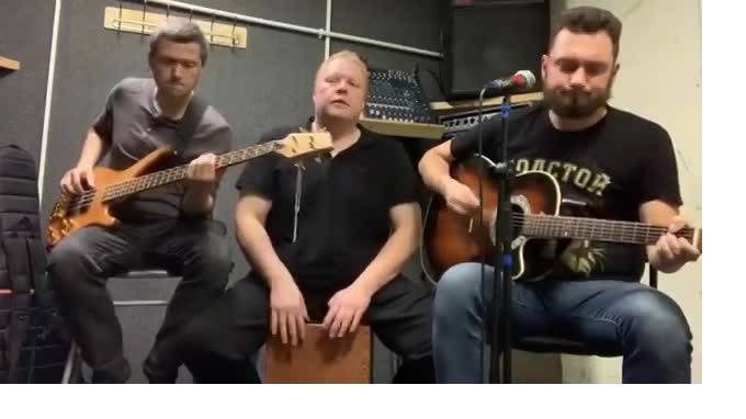 Петербургская рок-группа "Центр города"&nbsp;записала песню в поддержку Греты Тунберг