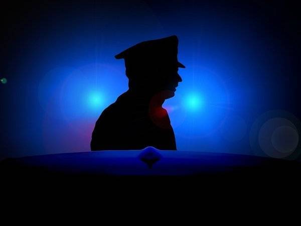 В Астрахани на троих полицейских завели уголовное дело. Их обвиняют в фальсификации дела о наркопритоне