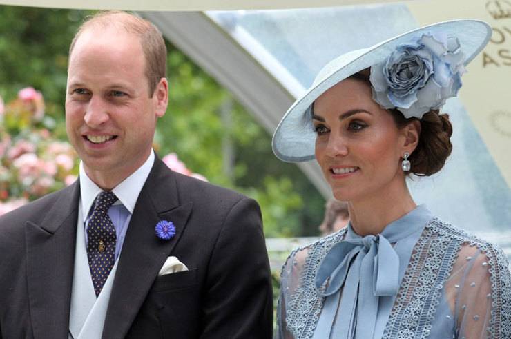 Кейт Миддлтон и принц Уильям отказались брать детей в заграничное турне