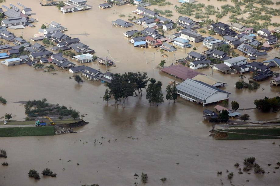 Число погибших из-за мощного тайфуна в Японии выросло до 47 человек