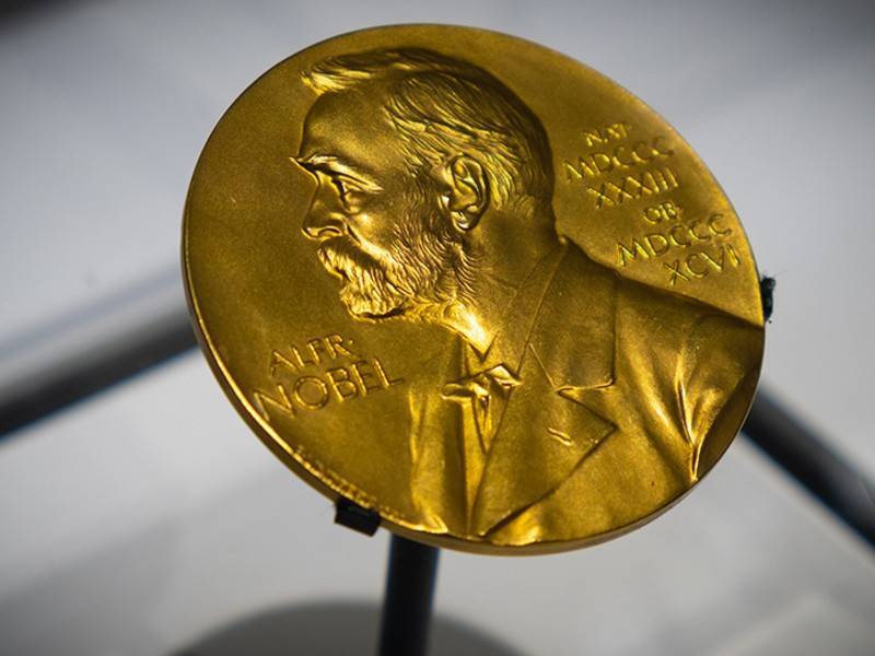 Нобелевскую премию по экономике присудили учёным из США, Франции и Индии