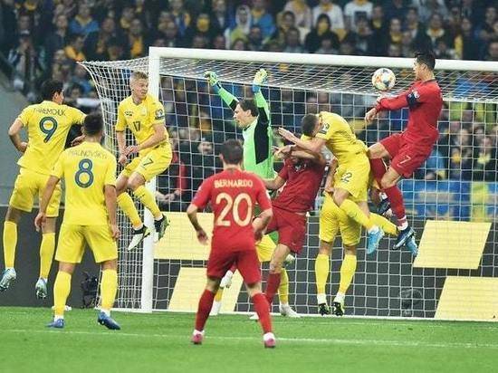 Сборная Украины переиграла Португалию и вышла на Евро-2020