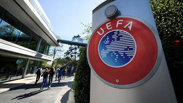 Kick It Out: УЕФА должен отбирать очки и исключать из турниров за расизм